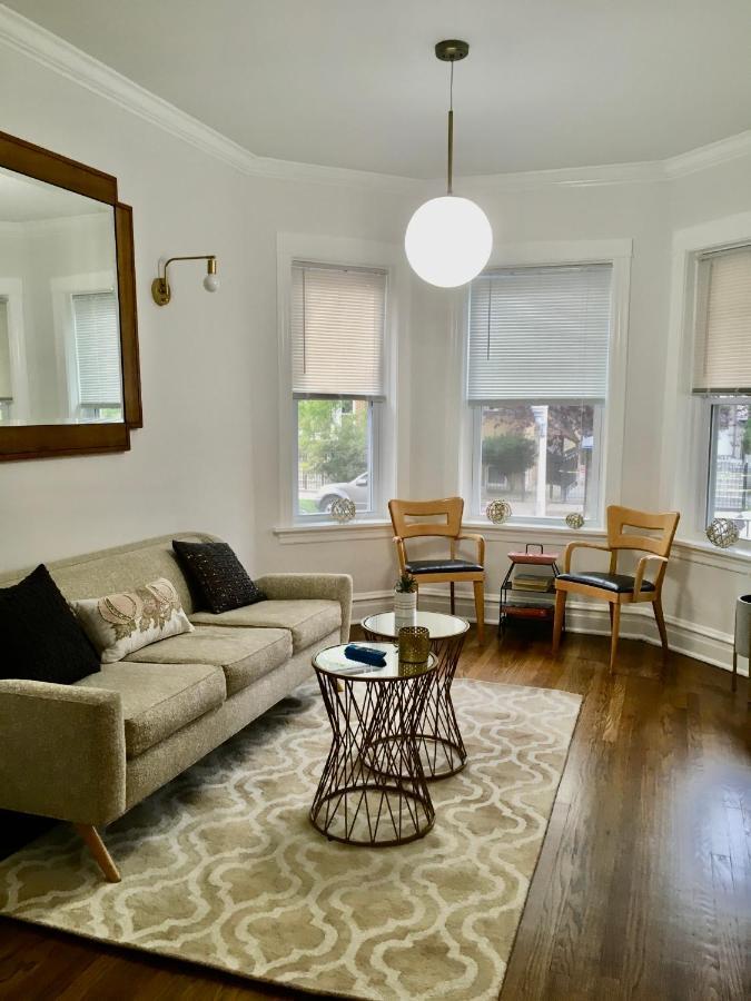 Logan Square Modern Apartment Chicago Exterior foto